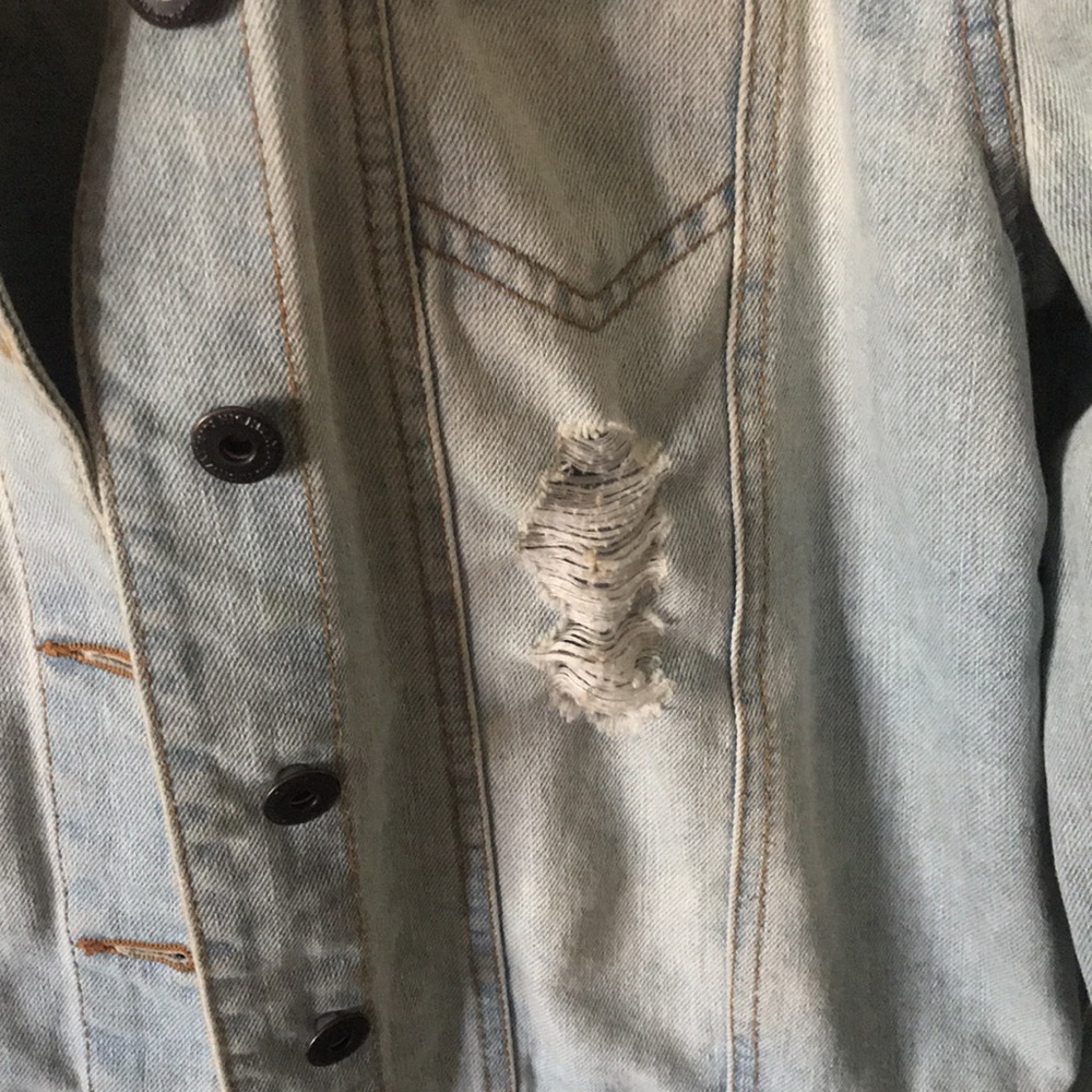 Jean jacket - Picture 3 of 4